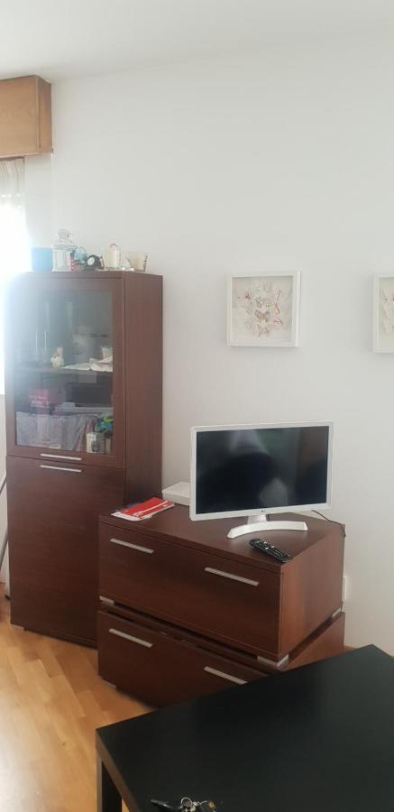 Piso Con Piscina En Sada Apartment Ngoại thất bức ảnh